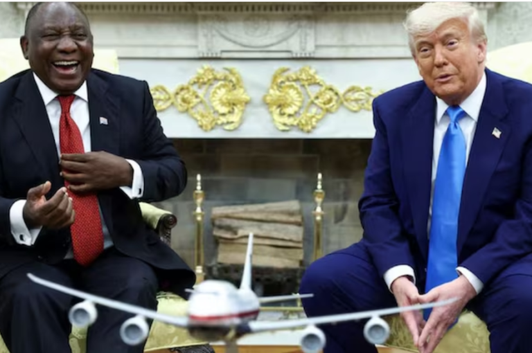 Tense Oval Office Exchange as Trump, Ramaphosa Spar Over Qatari Jet and South Africa Crime Claims.